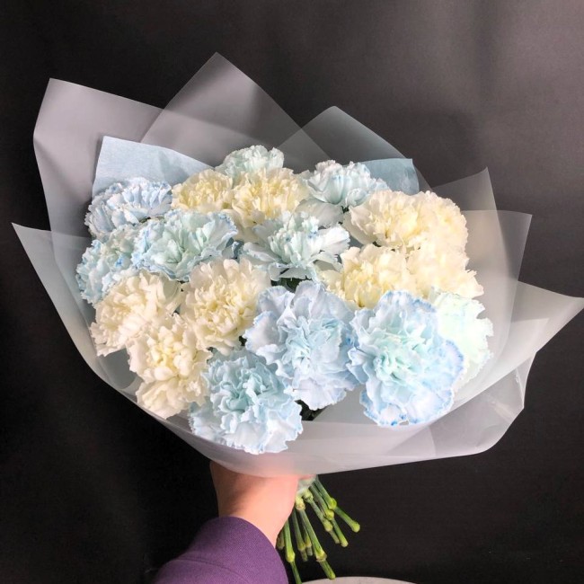 Букет цветов "Облачная улыбка"